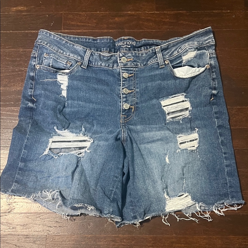 maurices Women's Mid Rise Distressed Blue Denim Shorts 22W
